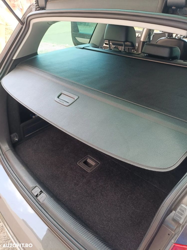 Volkswagen Passat Variant 2.0 TDI BlueMotion Technology DSG Highline - 2