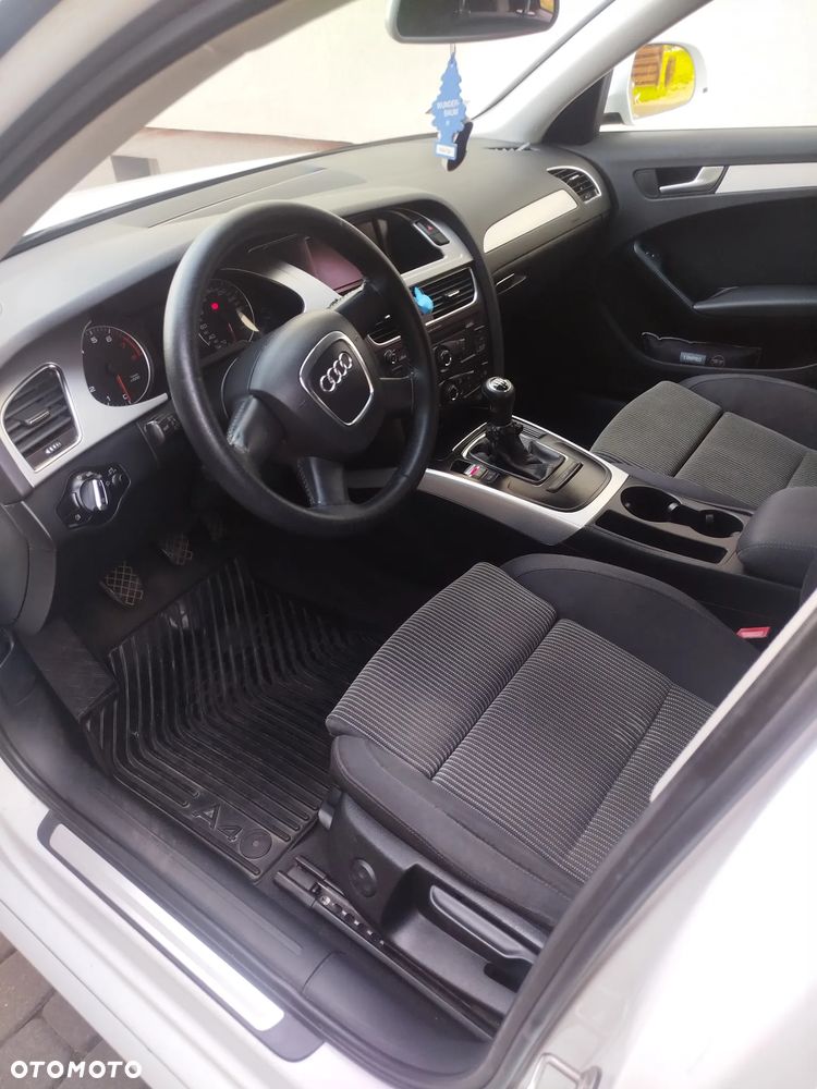 Audi A4 Avant 1.8 TFSI - 13