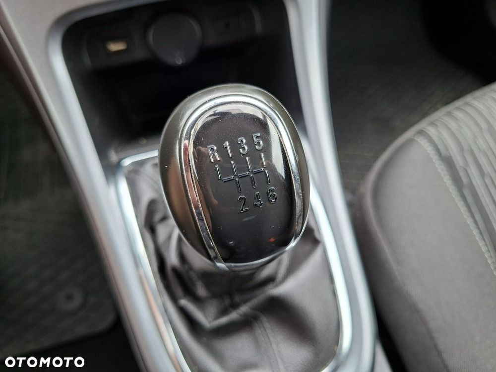 Opel Astra 1.4 Turbo - 22
