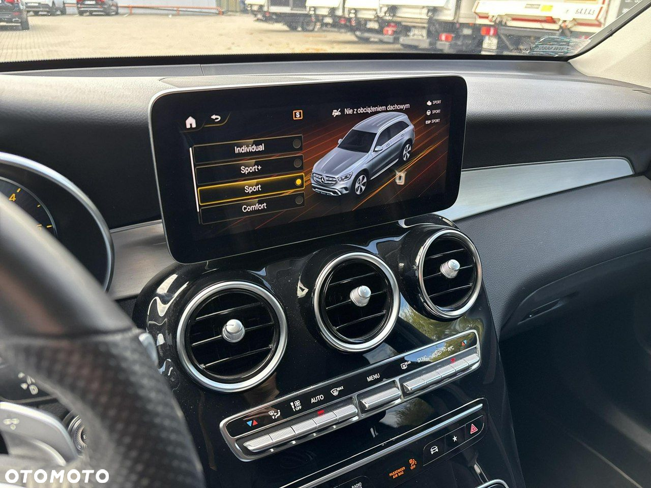 Mercedes-Benz GLC 300 d 4-Matic - 28