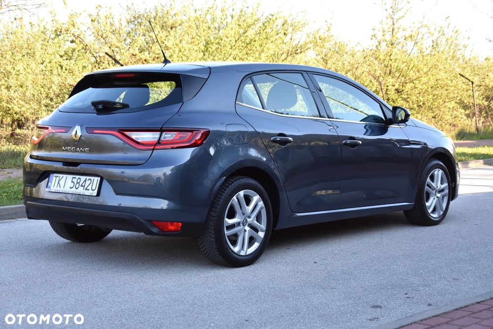 Renault Megane ENERGY TCe 100 EXPERIENCE - 11