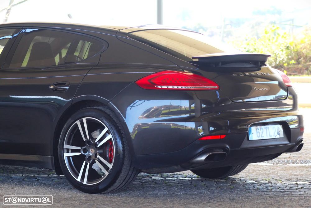 Porsche Panamera Platinum Edition - 14