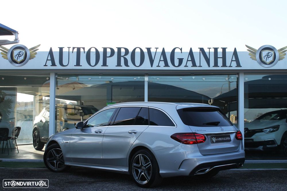 Mercedes-Benz C 300 de AMG Line - 55