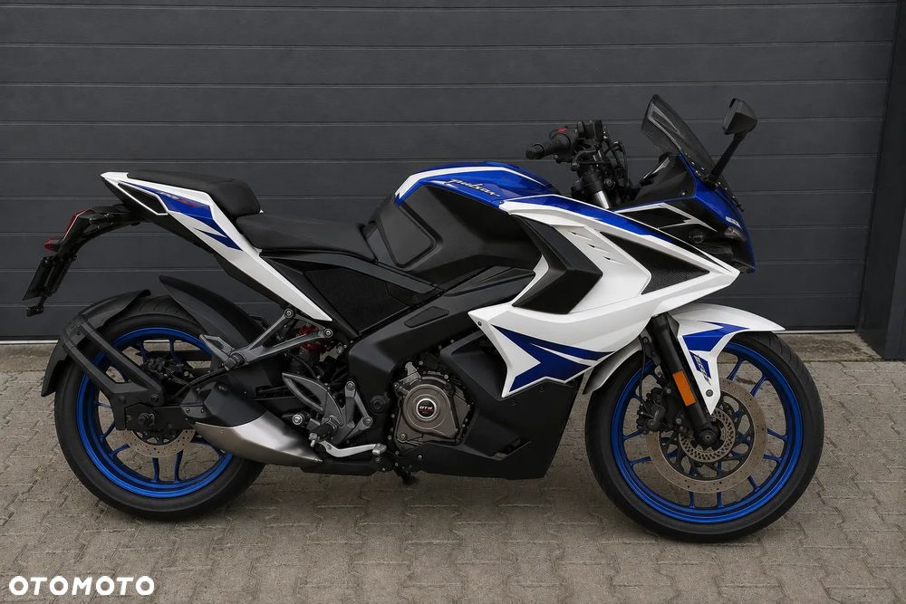 Bajaj Pulsar - 1