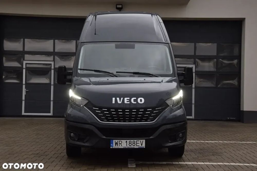 Iveco DAILY 35S18 Hi Matic  180Km 18M3 - 3