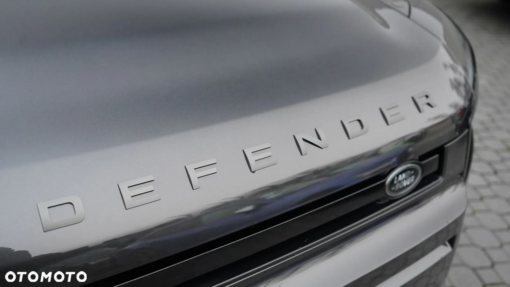 Land Rover Defender 3.0 D350 mHEV X-Dynamic HSE - 2