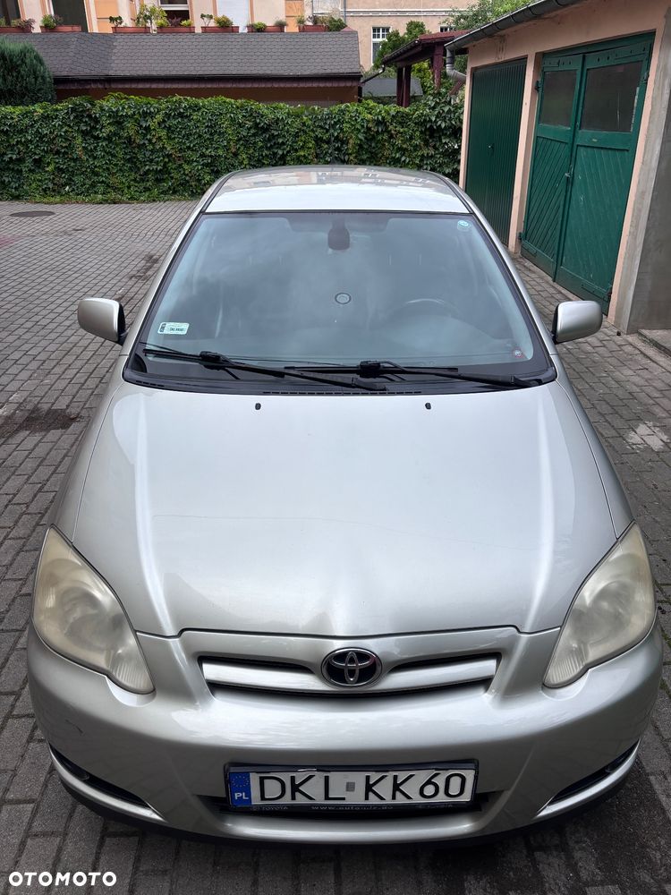 Toyota Corolla 2.0 D-4D Sol - 2