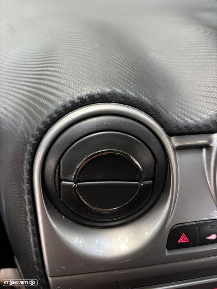 Alfa Romeo MiTo 1.3 JTD Distinctive - 27