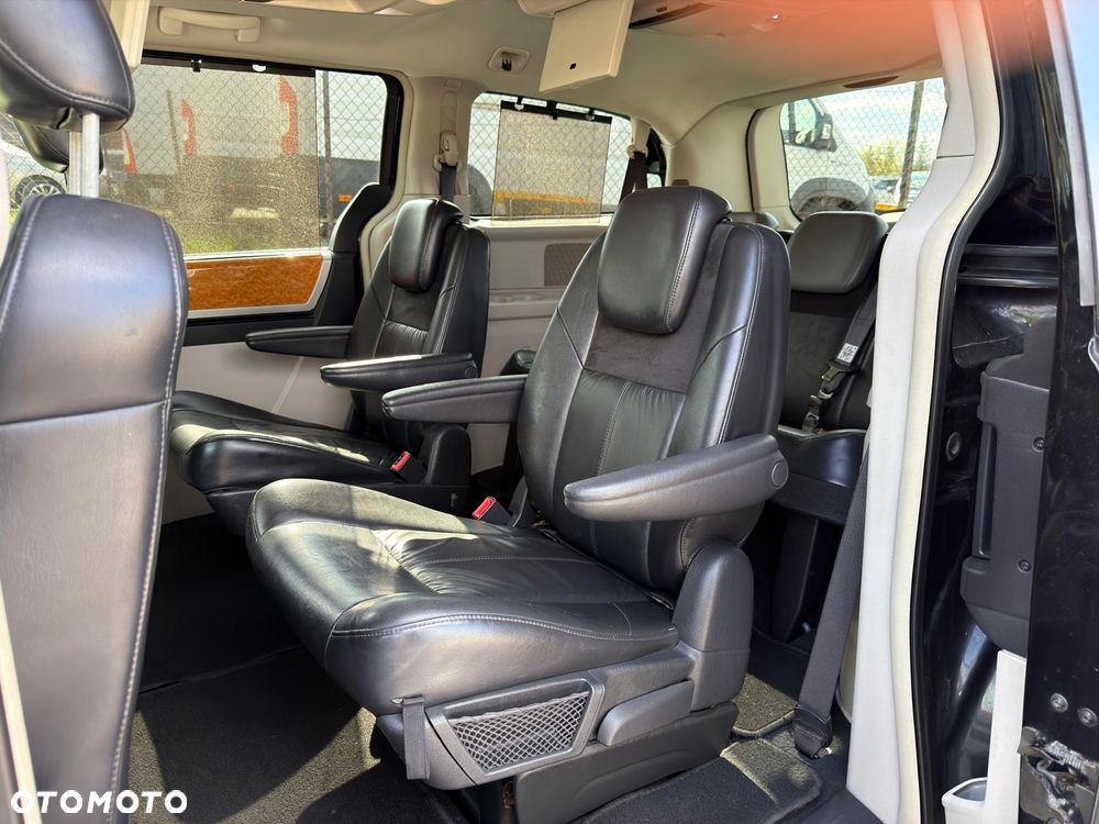 Chrysler Grand Voyager 2.8 CRD Limited - 15