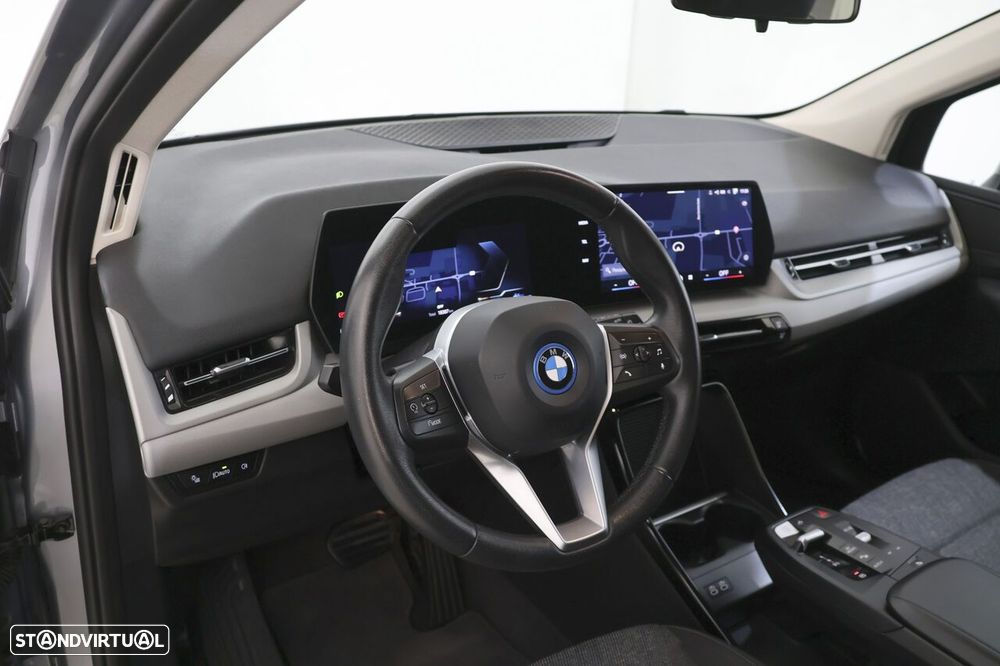 BMW 225xe Active Tourer e xDrive - 4