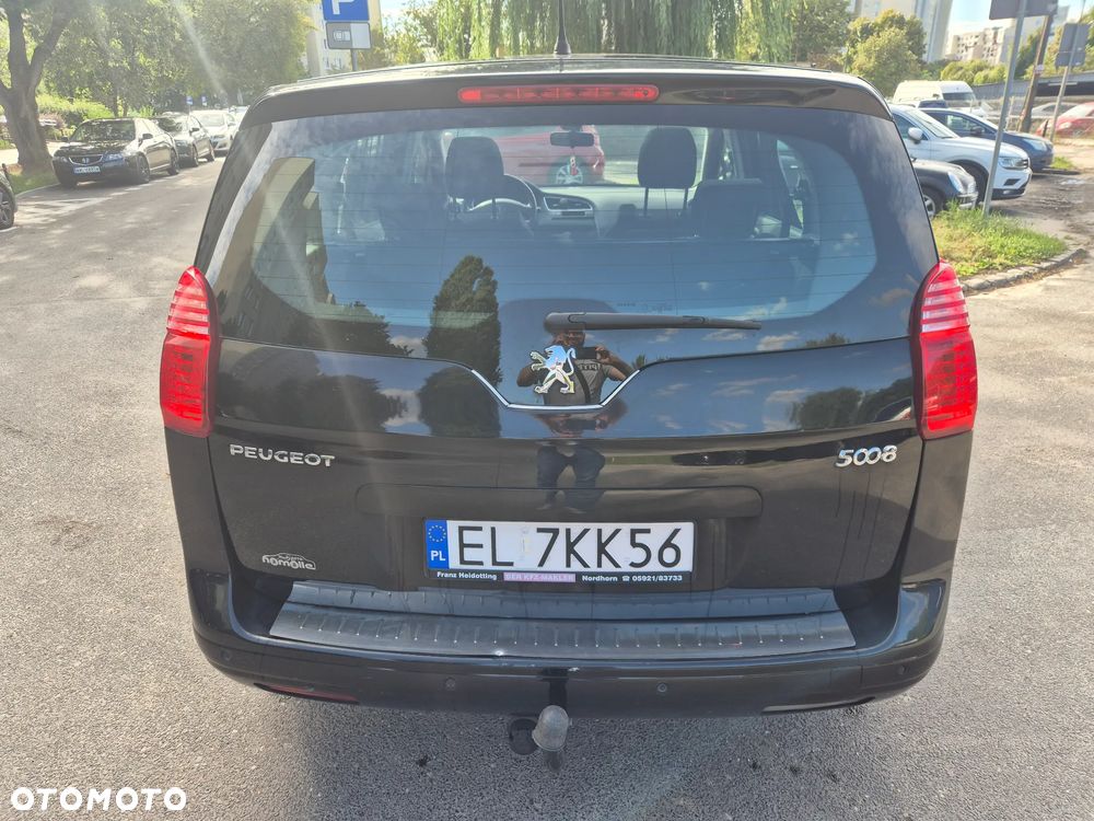 Peugeot 5008 1.6 THP Premium - 6