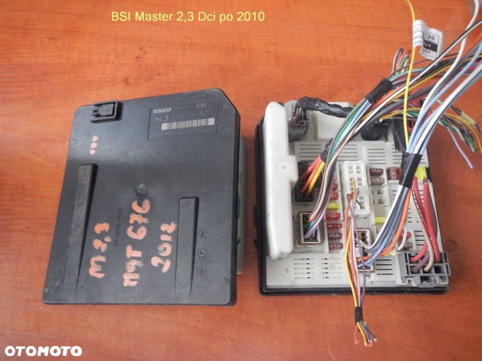 Master III po 2010 BOSCH 0281 030 576 sterownik - 4