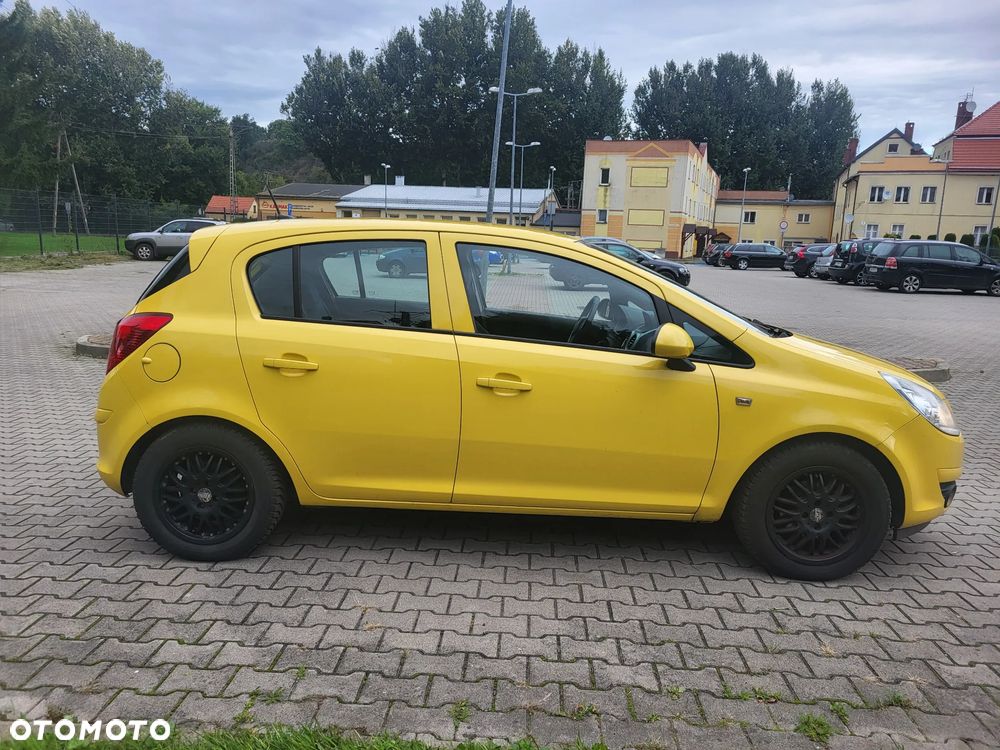 Opel Corsa 1.4 Cosmo - 3