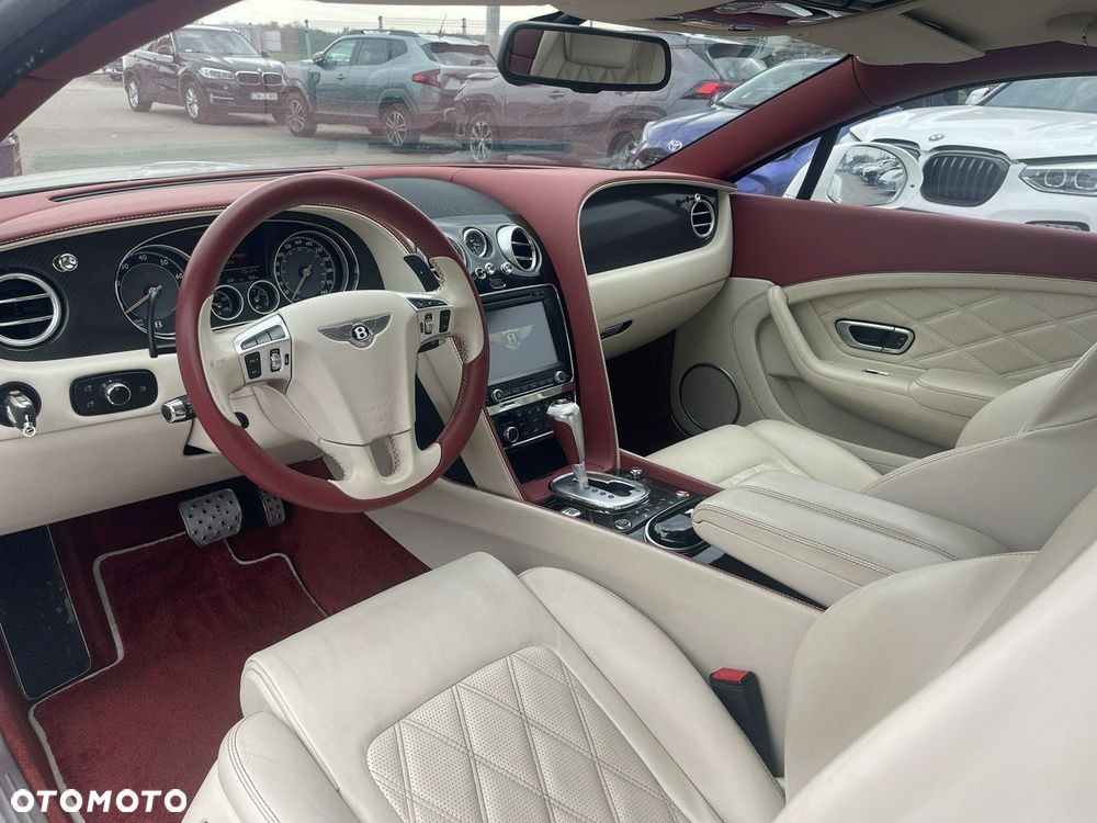 Bentley Continental GT V8 S - 9