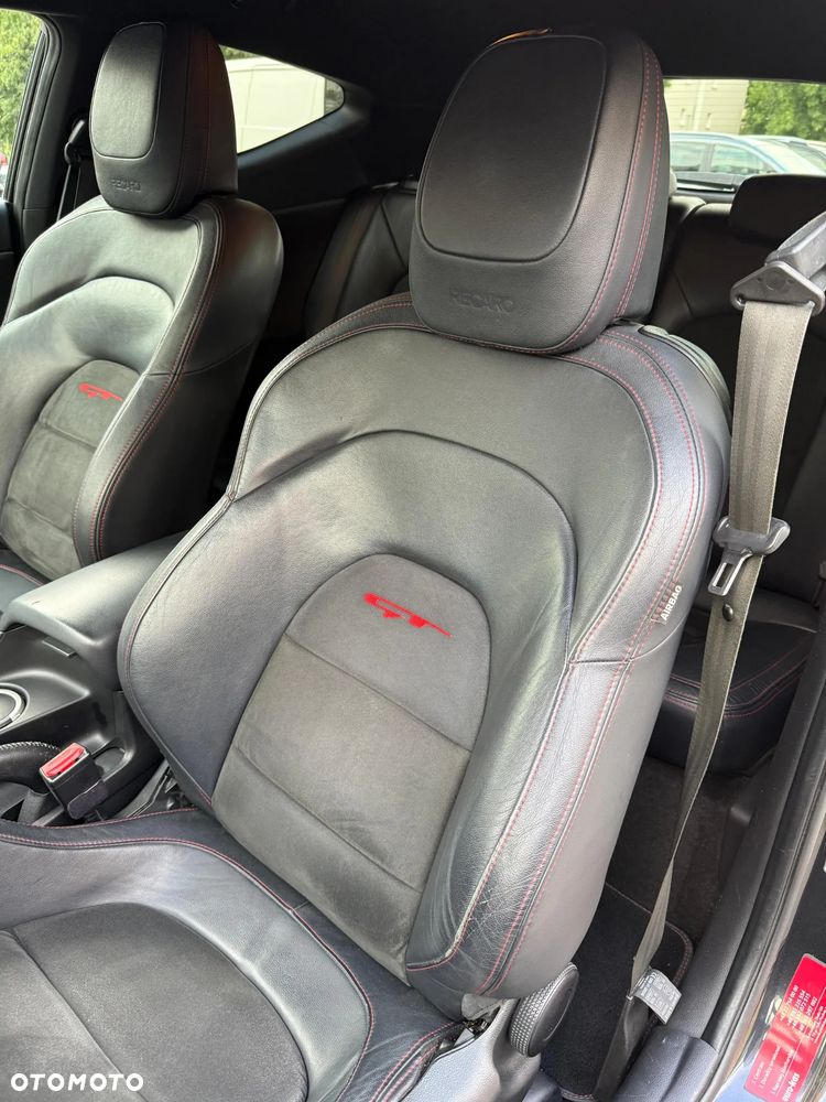 Kia Ceed 1.6 T-GDI GT L - 10