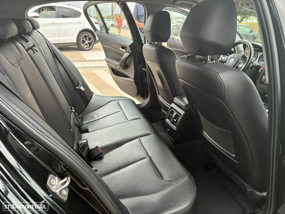 BMW 118 d Pack M - 11