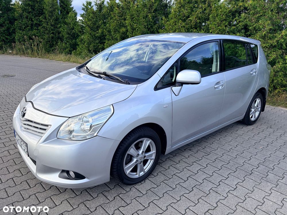 Toyota Verso 2.0 D-4D Life - 1