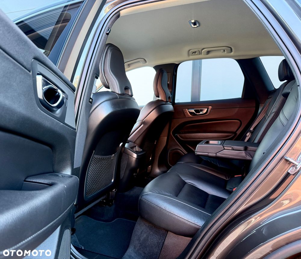 Volvo XC 60 D4 Geartronic Inscription - 26