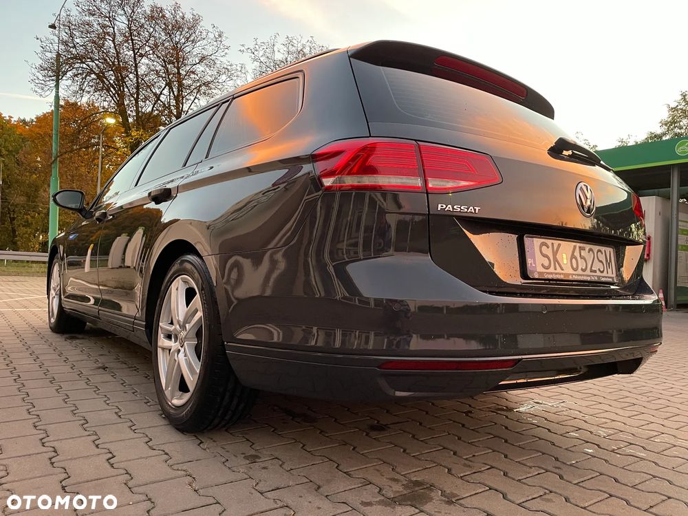 Volkswagen Passat 1.6 TDI BMT Trendline - 11