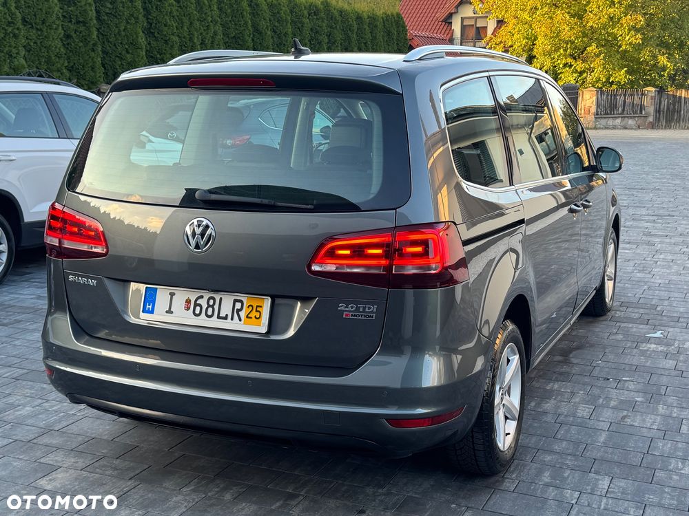 Volkswagen Sharan 2.0 TDI 4MOTION Highline - 16