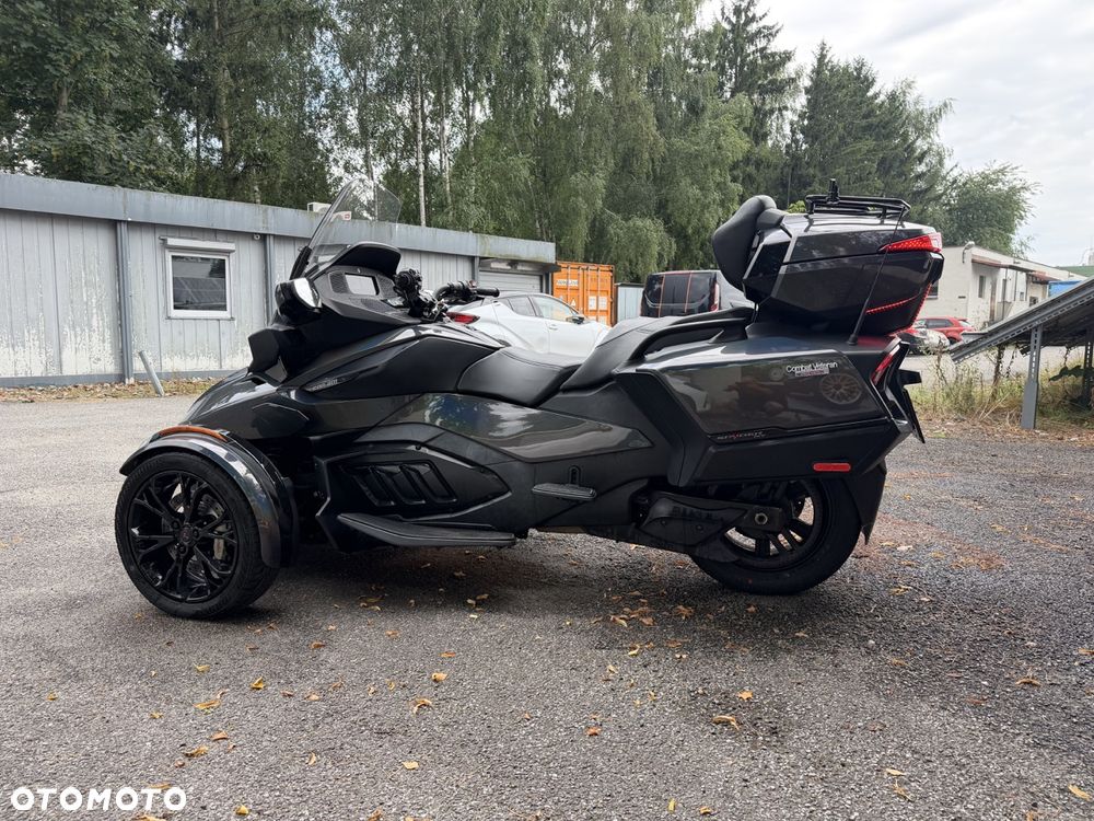 Can-Am Spyder - 7
