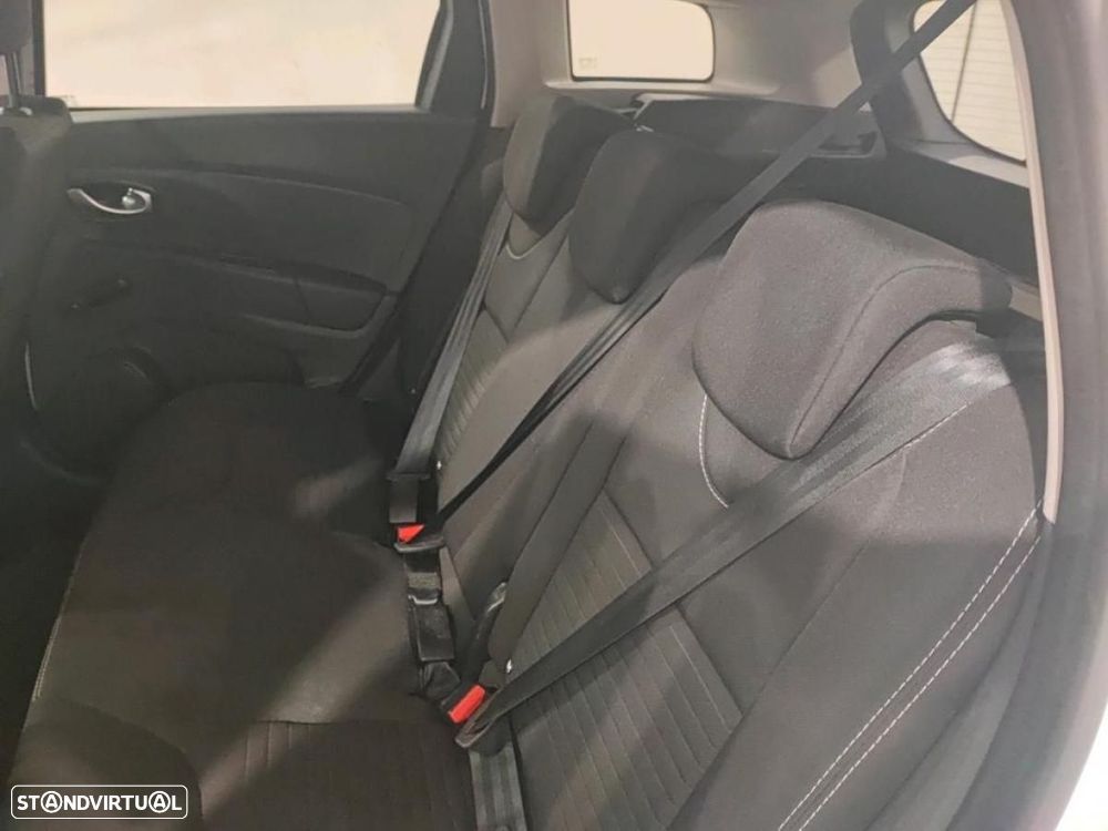 Renault Clio Sport Tourer 1.5 dCi Limited EDition - 4