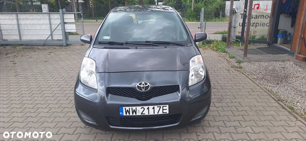 Toyota Yaris 1.0 Luna EU5 - 2
