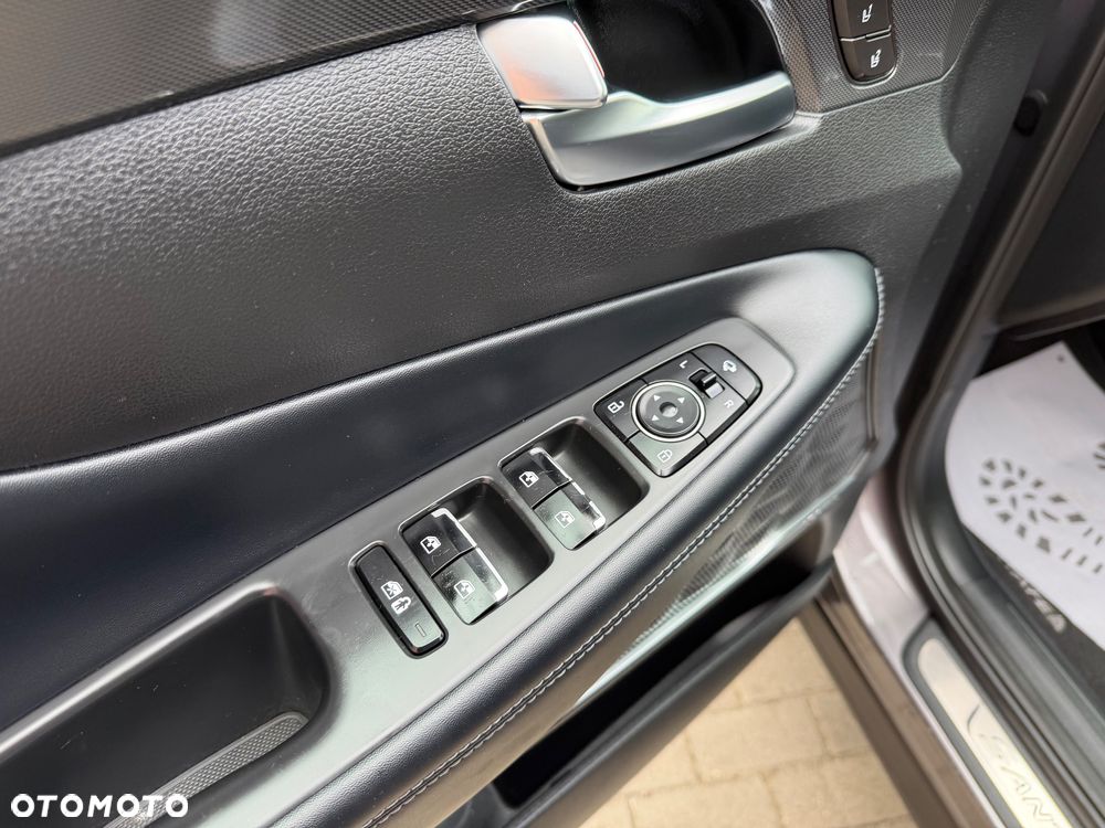 Hyundai Santa Fe 1.6 Plugin-Hybrid 4WD Prime - 32