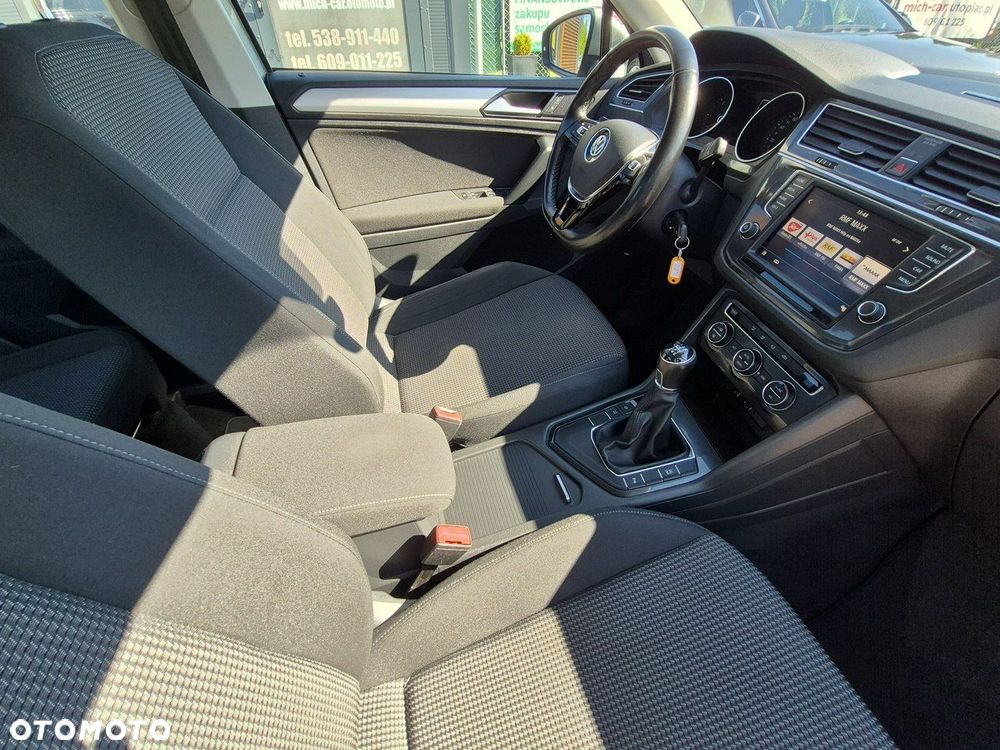 Volkswagen Tiguan - 31