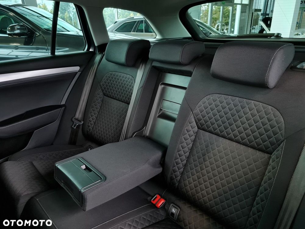 Skoda Superb 2.0 TDI SCR Ambition DSG - 14