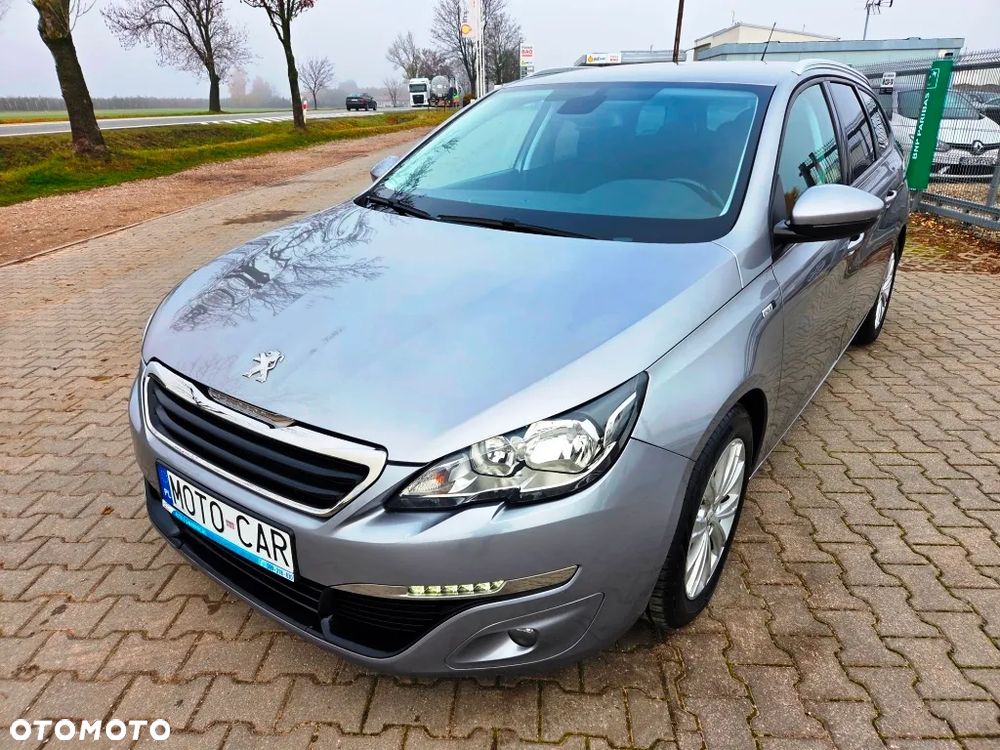 Peugeot 308 1.6 e-HDi Allure S&S - 20