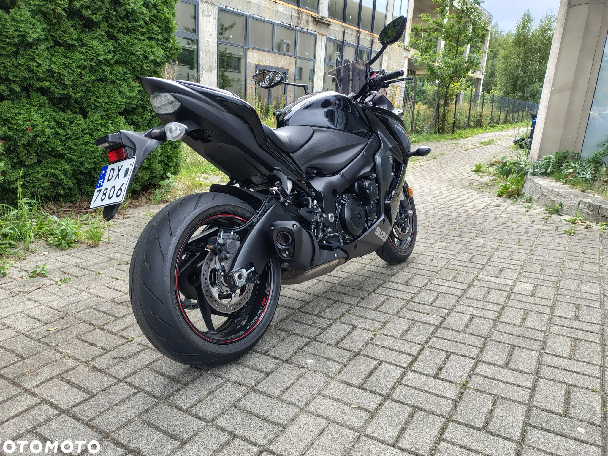 Suzuki GSX 1000 - 4