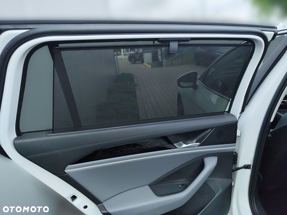 Volkswagen Passat - 15