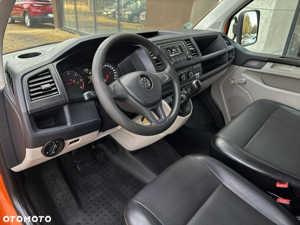 Volkswagen Transporter - 12