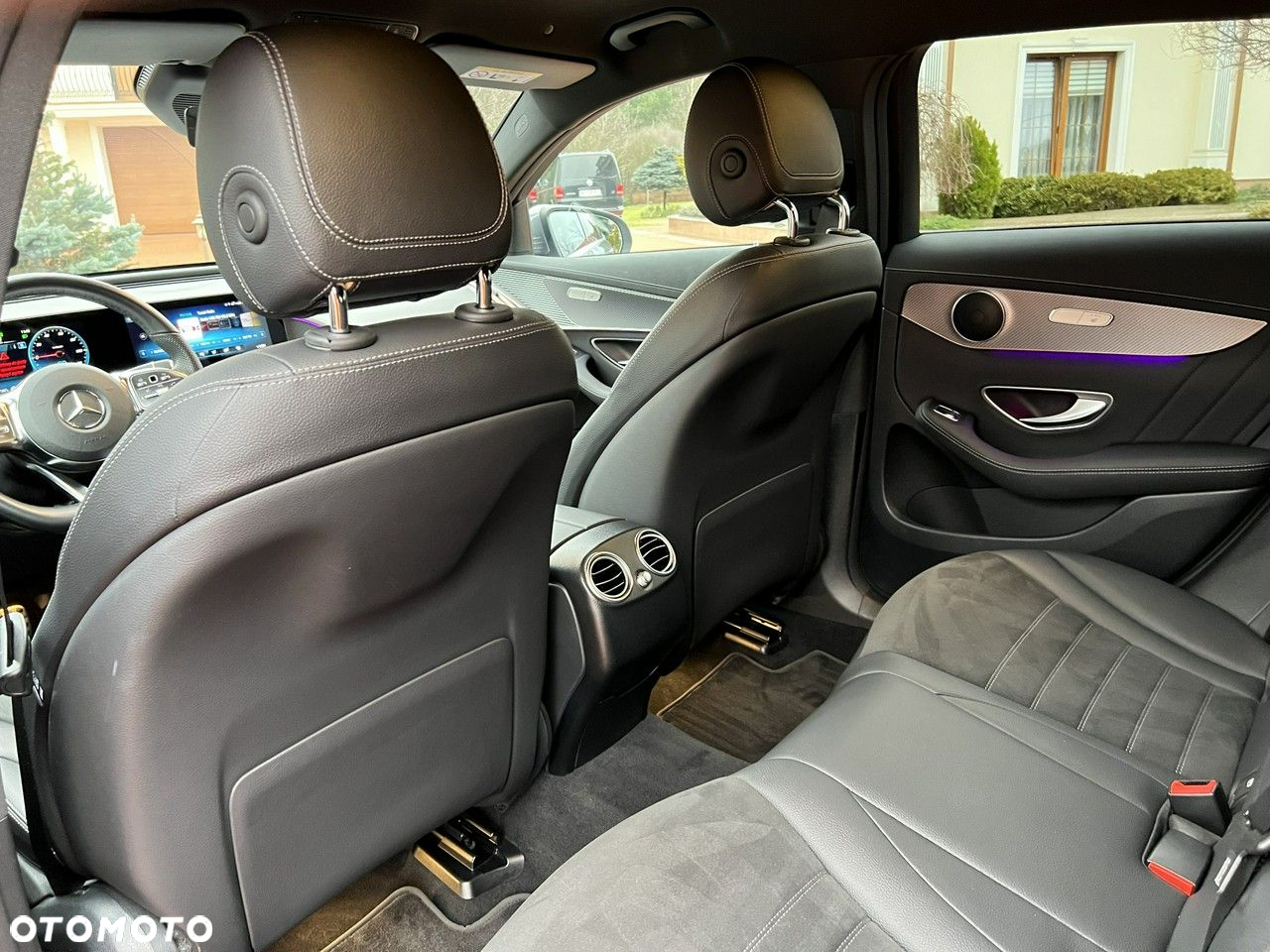 Mercedes-Benz EQC - 39