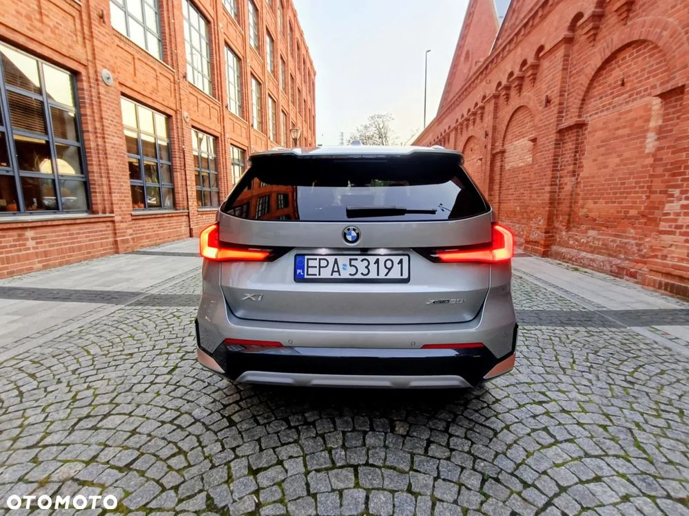 BMW X1 - 11