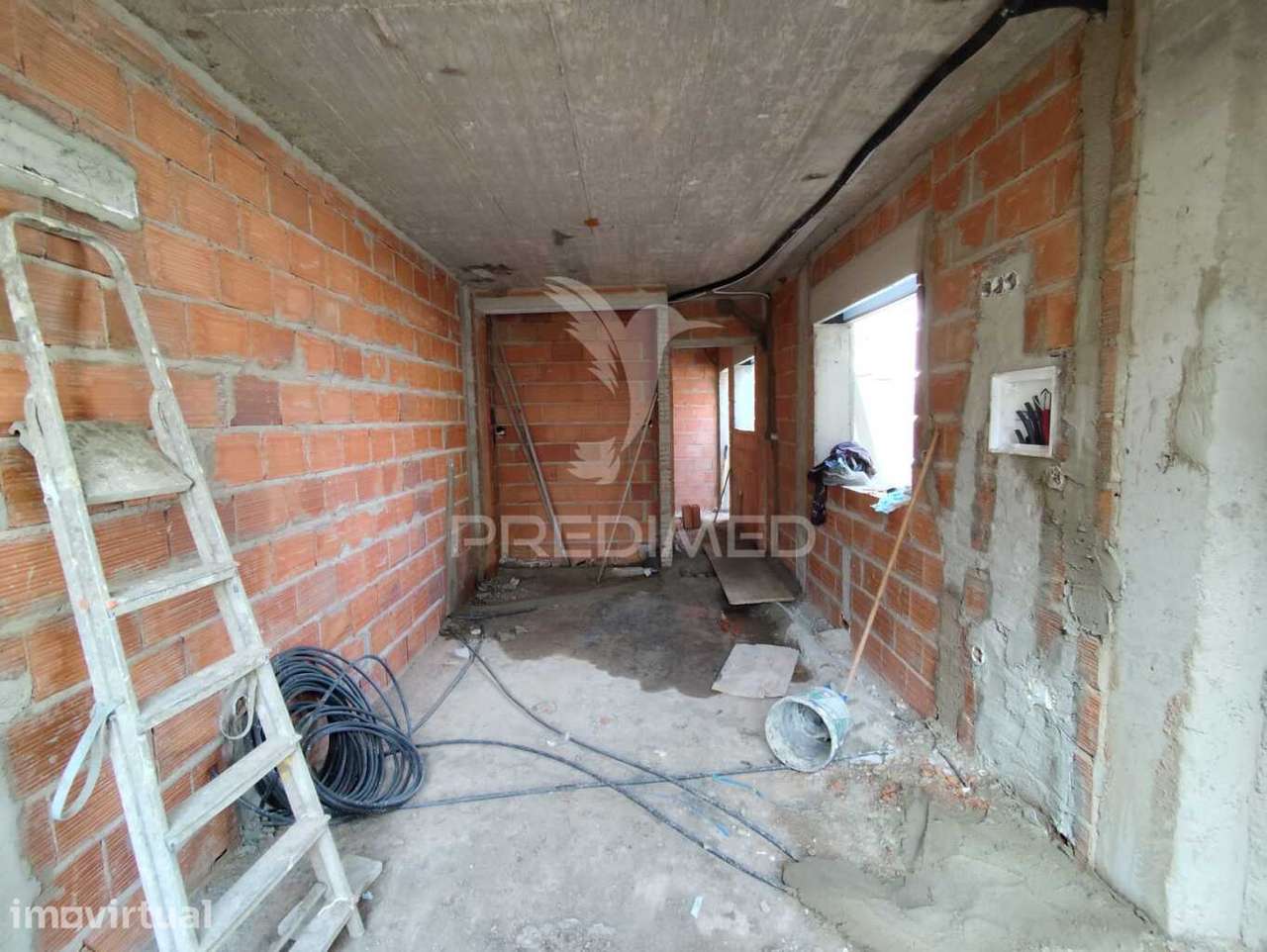Moradia Térrea T3 em Fernão Ferro - Grande imagem: 4/37