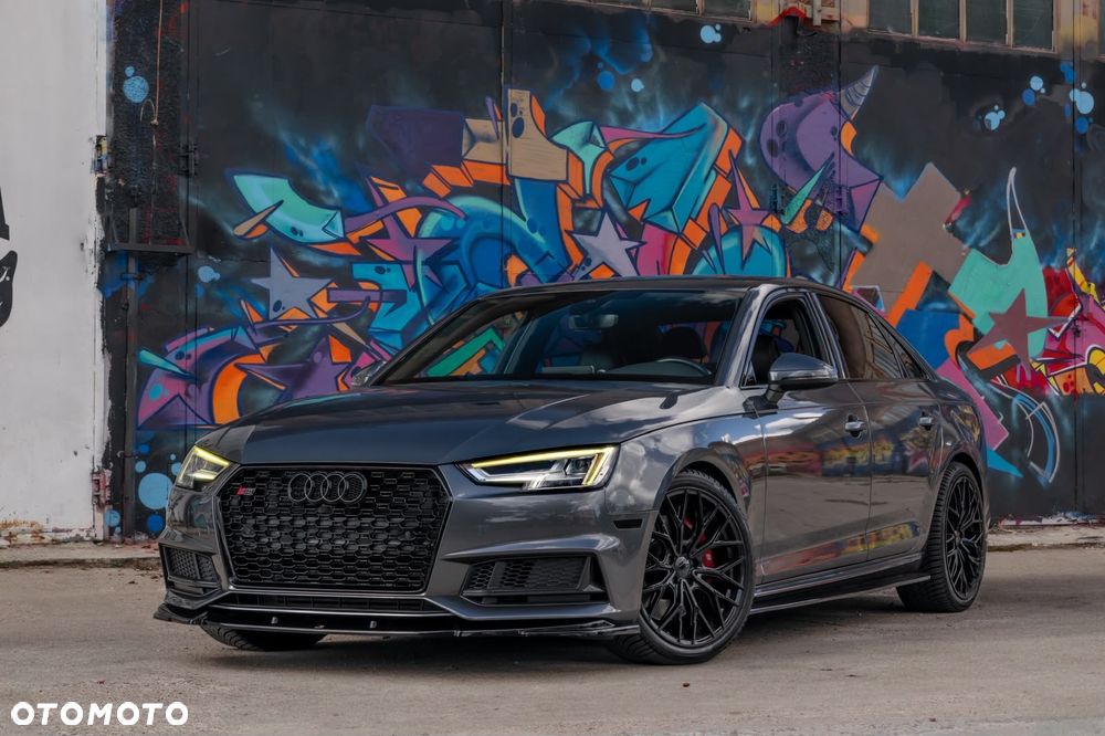 Audi S4 Limousine - 1