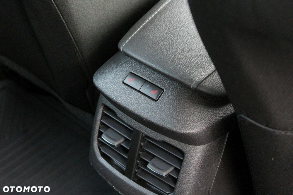 Ford Mondeo SW 2.0 Hybrid Trend - 16