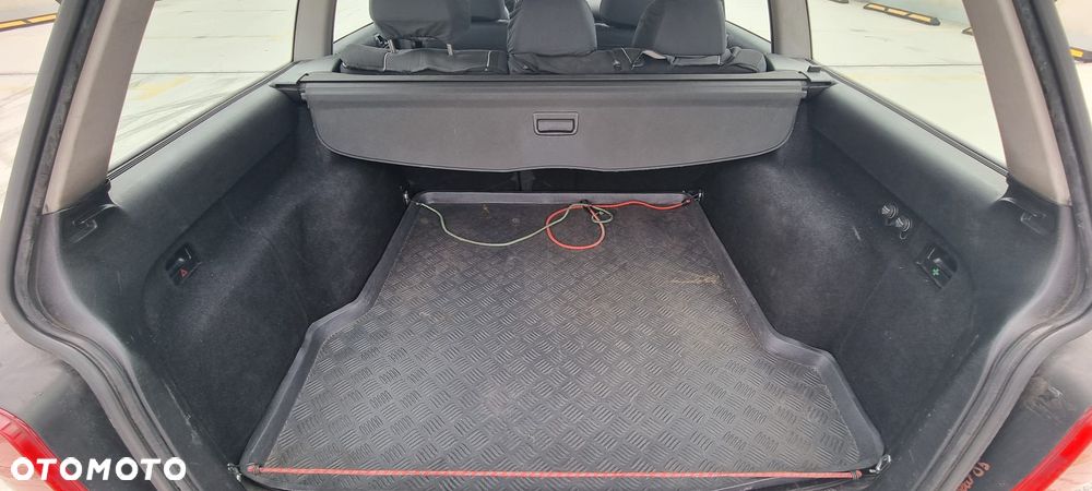 Volkswagen Passat 1.9 TDI - 13
