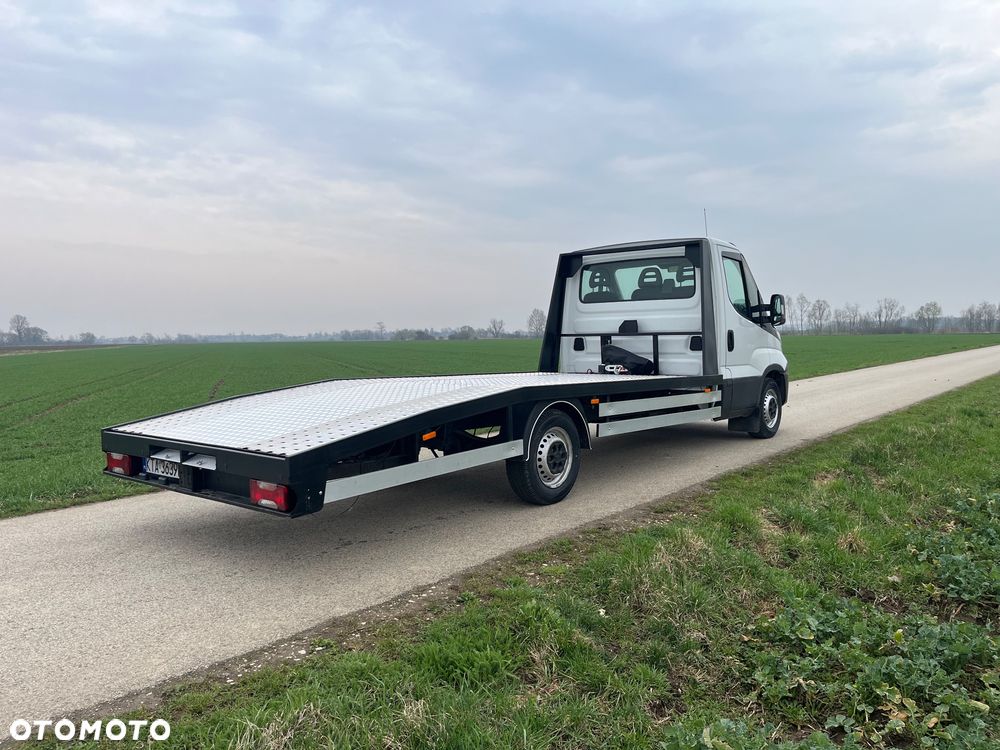 Iveco Daily - 24