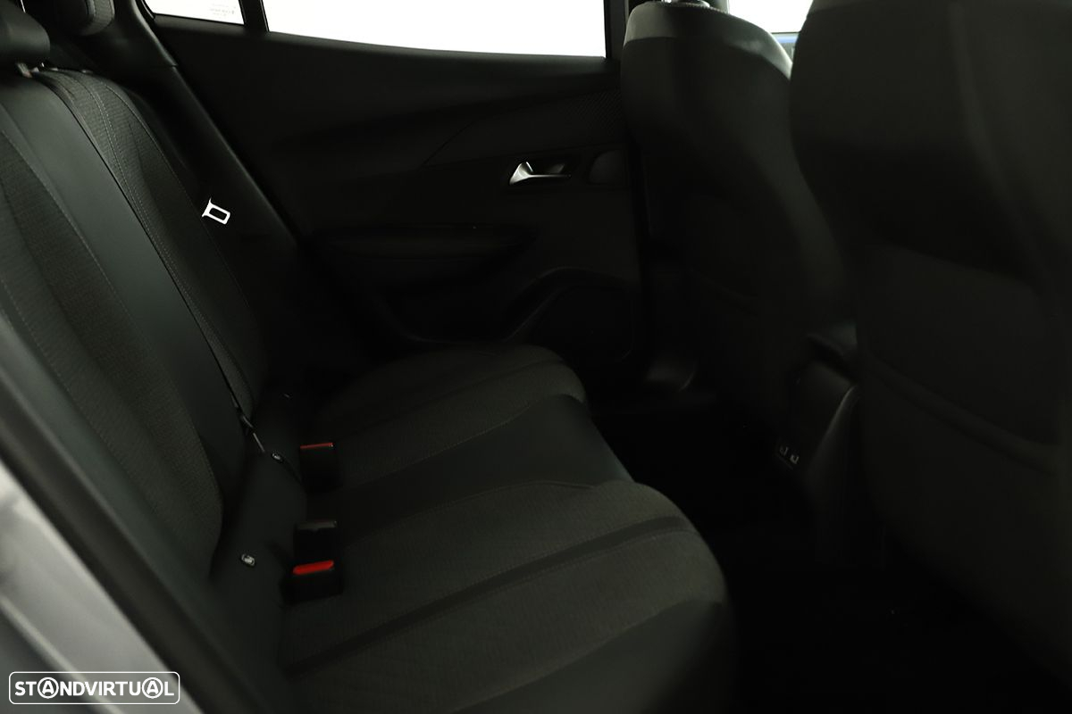 Peugeot 2008 1.2 PureTech Allure - 25