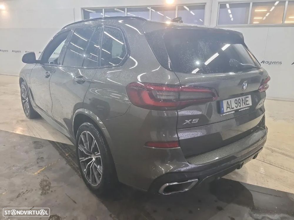 BMW X5 45 e xDrive Pack M - 2