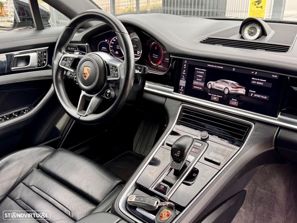 Porsche Panamera 4 E-Hybrid Platinum Edition - 10