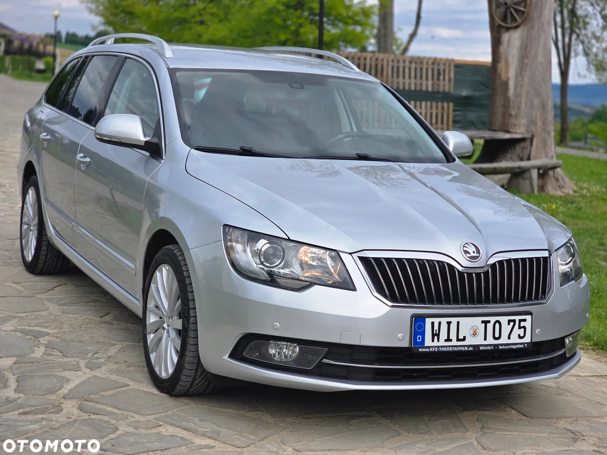 Skoda Superb 2.0 TDI Comfort DSG - 15