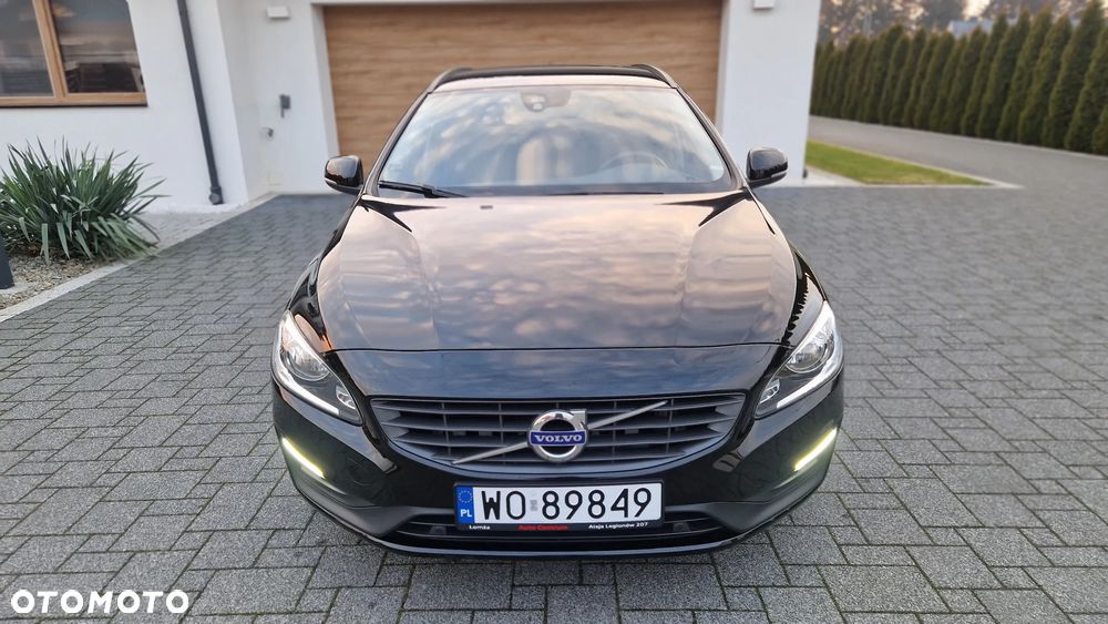 Volvo V60 D2 Kinetic - 2