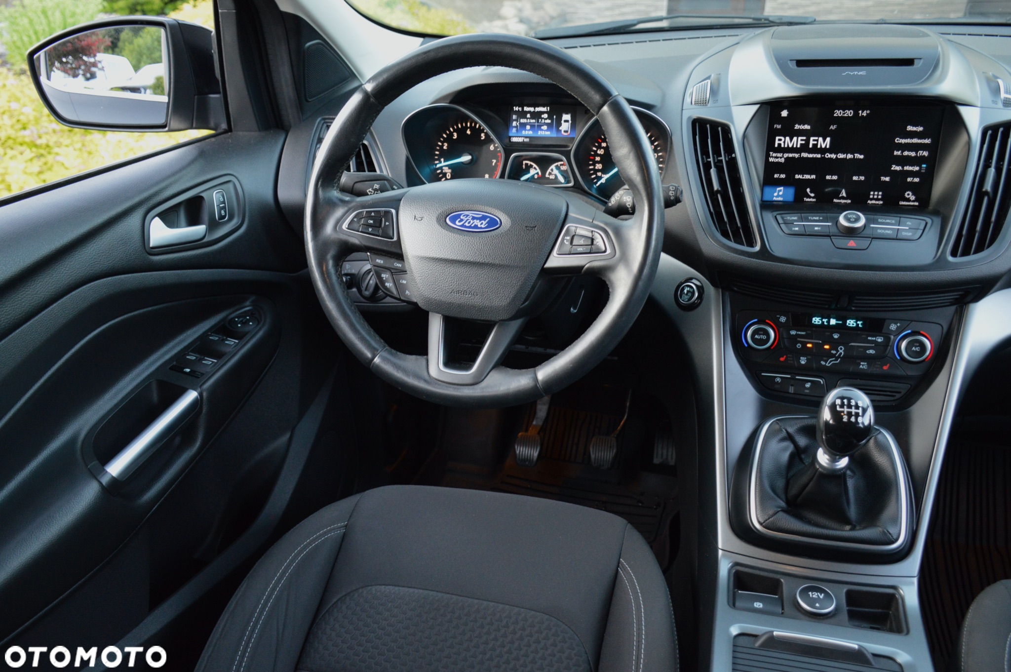 Ford Kuga 1.5 EcoBoost 2x4 Black & Silver - 19