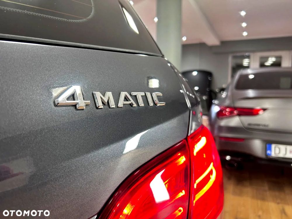 Mercedes-Benz GLE 500 4-Matic 9G-TRONIC - 16
