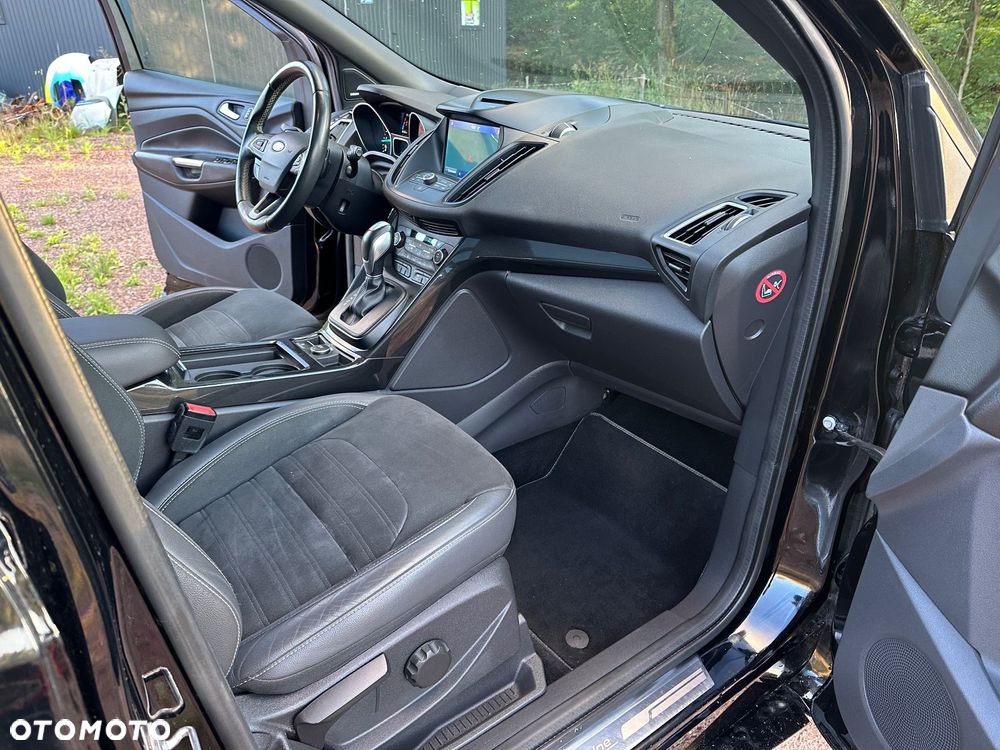 Ford Kuga - 19