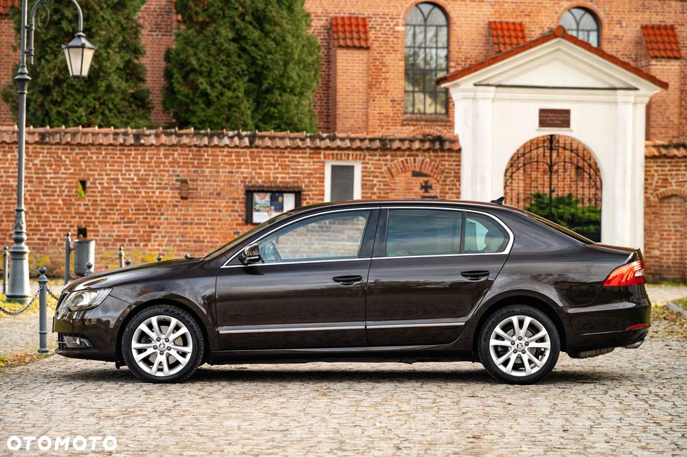 Skoda Superb 1.8 TSI Ambition Outdoor - 4